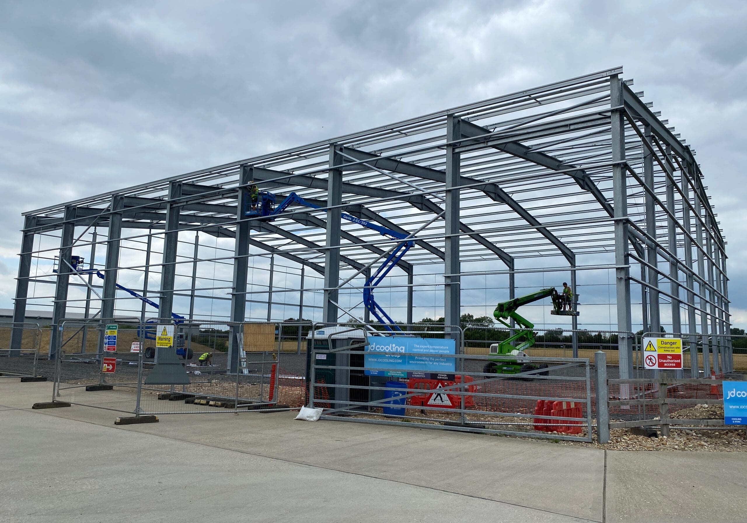 S-FABS provide portal frames for industrial, commercial & agricultural projects